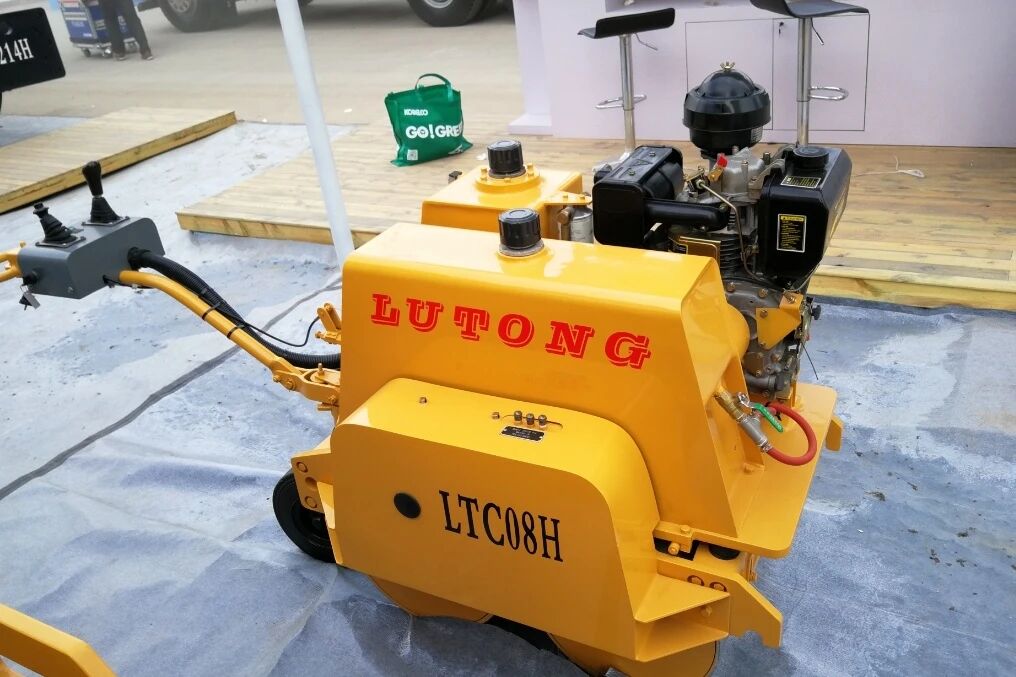 Expert in Narrow-Site Compaction | LTC08