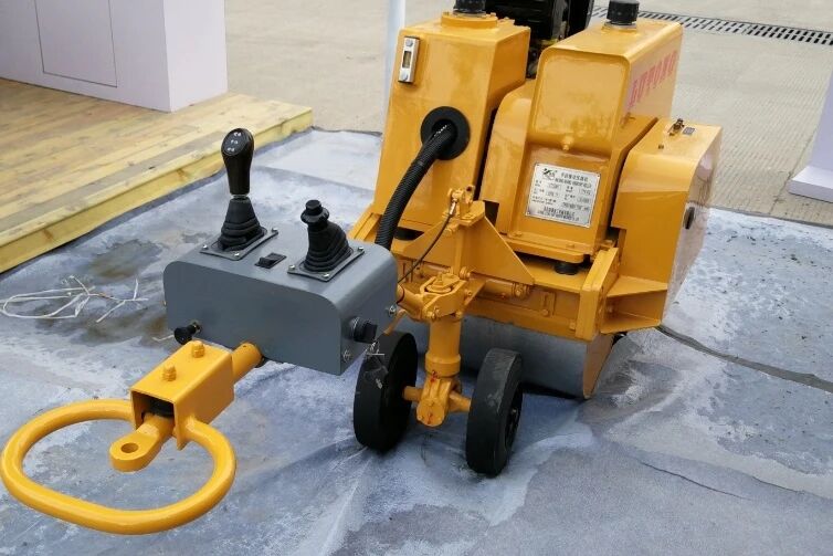 Luoyang Lutong LTC08H 0.8-Ton 